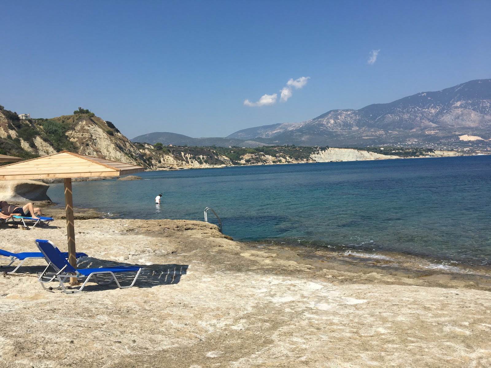 Photo of Amandakis beach amenities area
