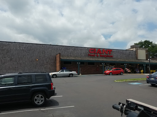 Grocery Store «Giant Food Stores», reviews and photos, 1153 N 5th St, Perkasie, PA 18944, USA