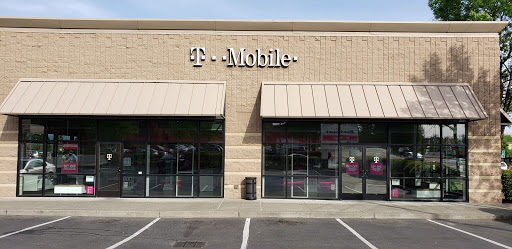 Cell Phone Store «T-Mobile», reviews and photos, 457 NW Burnside Rd, Gresham, OR 97030, USA