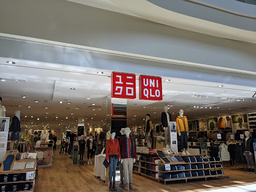 Shopping Mall «The Shops at Chestnut Hill», reviews and photos, 199 Boylston St, Chestnut Hill, MA 02467, USA