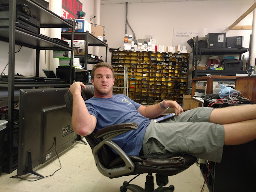 Cell Phone Store «CELL IT HERE», reviews and photos, 310 Main St, Bridgeport, OH 43912, USA