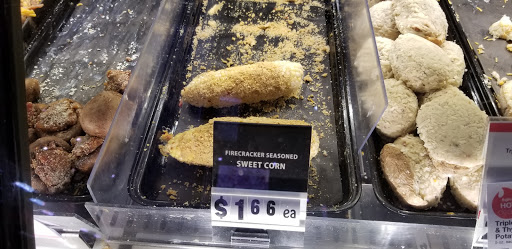 Supermarket «Hy-Vee», reviews and photos, 923 N 1st Ave, Winterset, IA 50273, USA