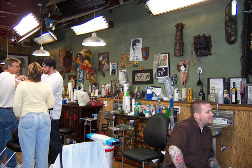 Tattoo Shop «Love Hate Tattoo Studio», reviews and photos, 1360 Washington Ave, Miami Beach, FL 33139, USA