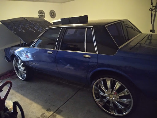 Car Stereo Store «Universal Car Audio and Cell Phones», reviews and photos, 3919 Lafayette Rd #575, Indianapolis, IN 46254, USA