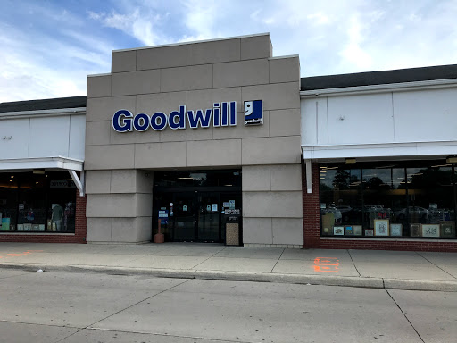 Thrift Store «Goodwill Dearborn Store», reviews and photos, 22451 Michigan Ave, Dearborn, MI 48124, USA