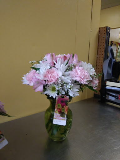 Florist «Desert Oasis Floral», reviews and photos, 13220 W Van Buren St, Goodyear, AZ 85338, USA
