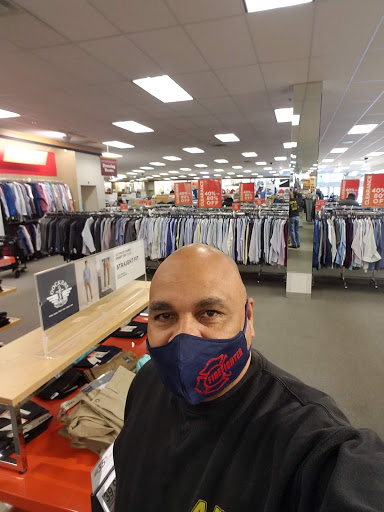 Shopping Mall «North Andover Mall», reviews and photos, 350 Winthrop Ave, North Andover, MA 01845, USA