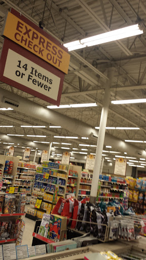 Grocery Store «Hannaford Supermarket», reviews and photos, 1122 Mohawk St, Utica, NY 13501, USA