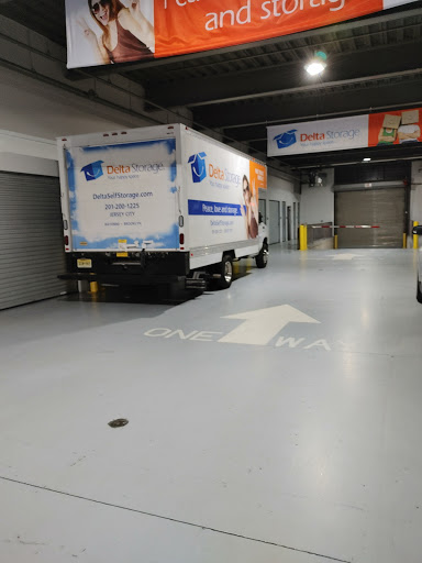 Self-Storage Facility «Delta Self Storage», reviews and photos, 550 Grand St, Jersey City, NJ 07302, USA