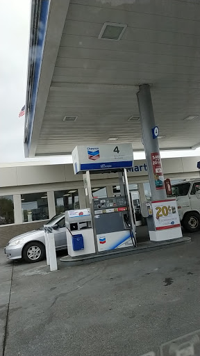 Gas Station «Chevron», reviews and photos, 1605 Giuntoli Ln, Arcata, CA 95521, USA