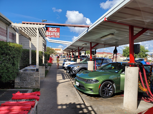 Drew's Car Wash - University Dr en College Station