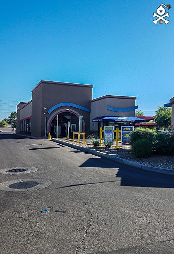 Fast & Friendly Express Car Wash en Peoria