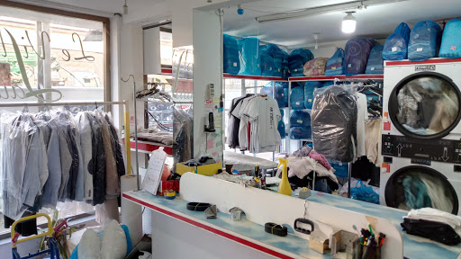 Levillage laundry and drycleaning services