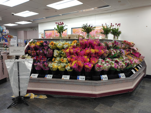 Supermarket «Stop & Shop», reviews and photos, 341 Plymouth St, Halifax, MA 02338, USA