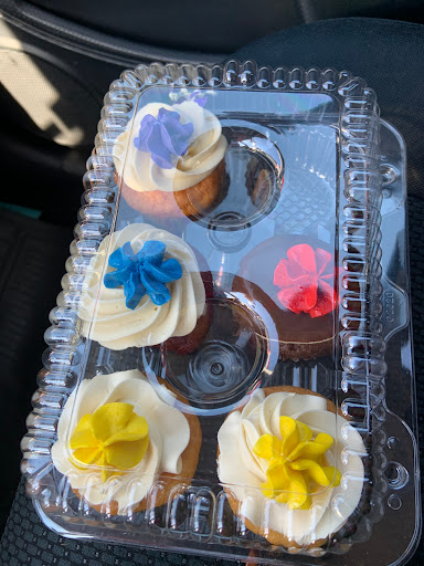 Bakery «Sweet Dream Desserts-Catering», reviews and photos, 1969 Dekalb Ave, Sycamore, IL 60178, USA