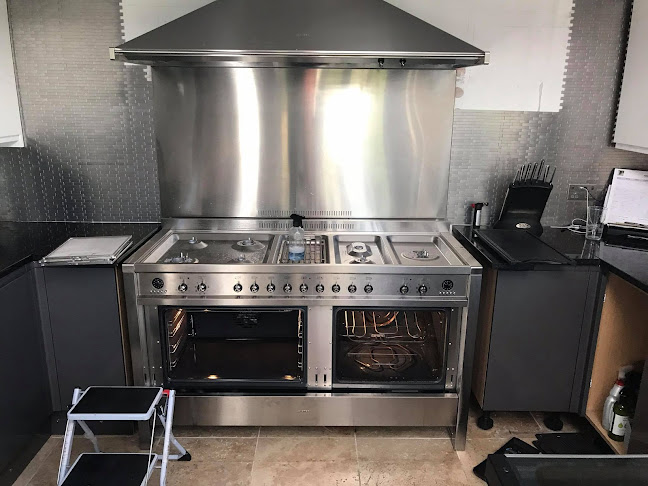 Comments and reviews of Darius Oven Cleaning