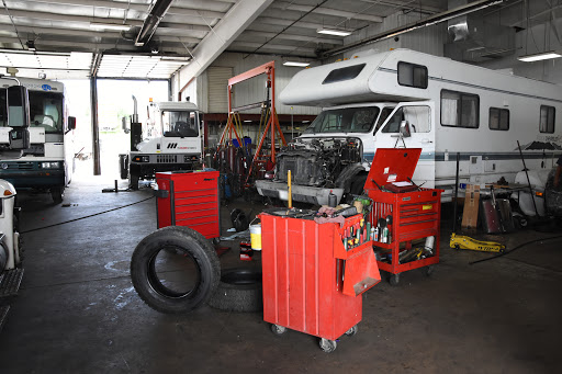 Auto Parts Store «ATC Auto Truck Center Inc», reviews and photos, 941 66th Ave SW, Cedar Rapids, IA 52404, USA