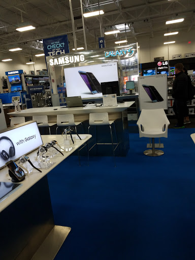 Electronics Store «Best Buy», reviews and photos, 457 120th Ave NE, Bellevue, WA 98005, USA