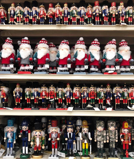 Home Goods Store «Christmas Tree Shops», reviews and photos, 92 Cluff Crossing Rd #11, Salem, NH 03079, USA