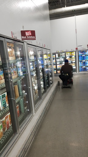 Warehouse club «BJ’s Wholesale Club», reviews and photos, 688 Providence Hwy, Dedham, MA 02026, USA
