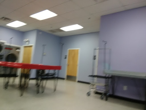 Grocery Store «Chapells Hometown Foodstore», reviews and photos, 10041 US-70, McEwen, TN 37101, USA