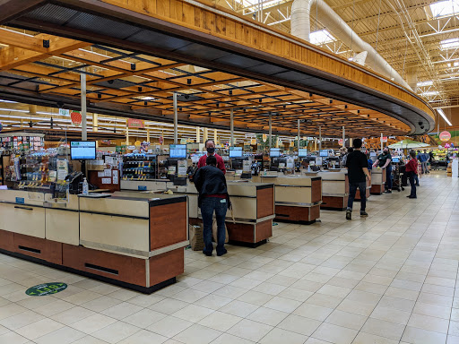 Grocery Store «Haggen Food & Pharmacy», reviews and photos, 1301 Ave D, Snohomish, WA 98290, USA