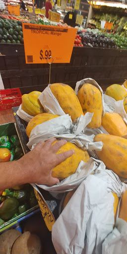 Supermarket «Golden Farms», reviews and photos, 10116 77th St, Jamaica, NY 11416, USA