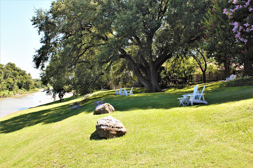 Boutique Hotel «Inn On The River», reviews and photos, 205 SW Barnard St, Glen Rose, TX 76043, USA