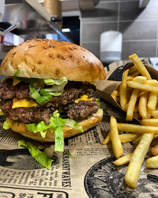 O16th Street Food à Saint-Aignan