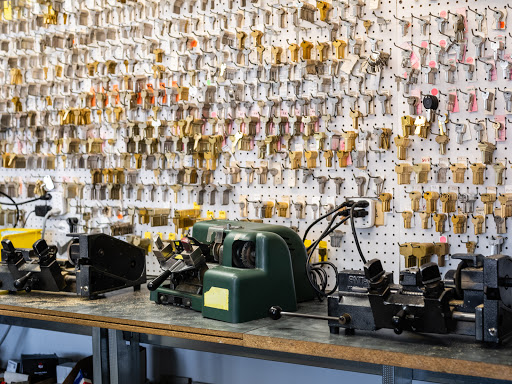 Locksmith «A-1 Suburban Total Security», reviews and photos, 245 W Dundee Rd, Buffalo Grove, IL 60089, USA