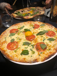 Plats et boissons du Restaurant la pizza de margherita à Tréguier - n°1