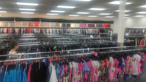 Discount Store «Eagle Bargain Outlet», reviews and photos, 14365 SW Pacific Hwy, Tigard, OR 97224, USA