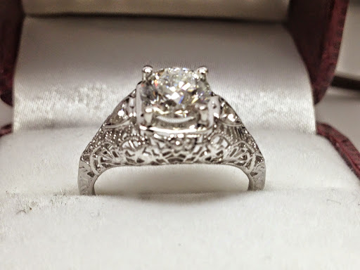 Jewelry Repair Service «Commerce Jewelry and Watch Repair», reviews and photos, 3195 Union Lake Rd, Commerce Charter Twp, MI 48382, USA