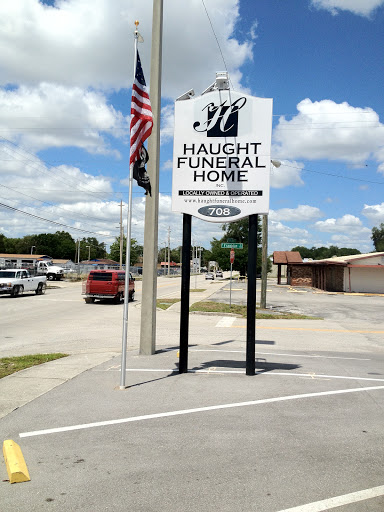 Funeral Home «Haught Funeral Home», reviews and photos, 708 W Dr Martin Luther King Jr Blvd, Plant City, FL 33563, USA