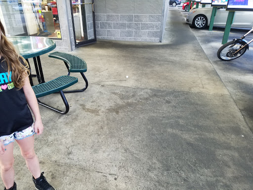 Fast Food Restaurant «Sonic Drive-In», reviews and photos, 537 W Dixie Ave, Elizabethtown, KY 42701, USA