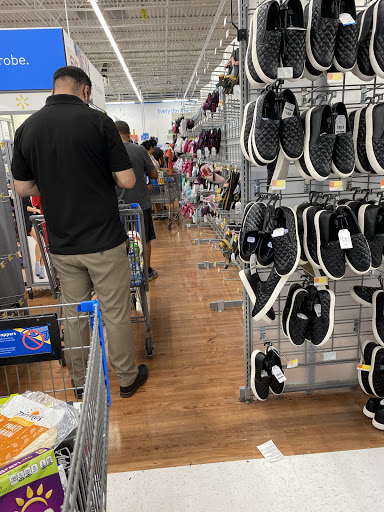 Department Store «Walmart», reviews and photos, 4001 Hallmark Pkwy, San Bernardino, CA 92407, USA