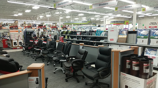 Office Supply Store «Staples», reviews and photos, 3601 Towne Blvd, Franklin, OH 45005, USA