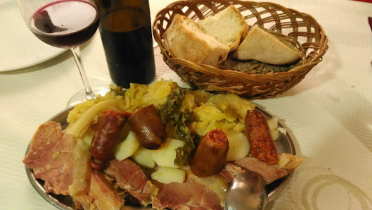 Restaurante Hostal As Vilas Rúa do Areal, 4, 36500 Lalín, Pontevedra, España