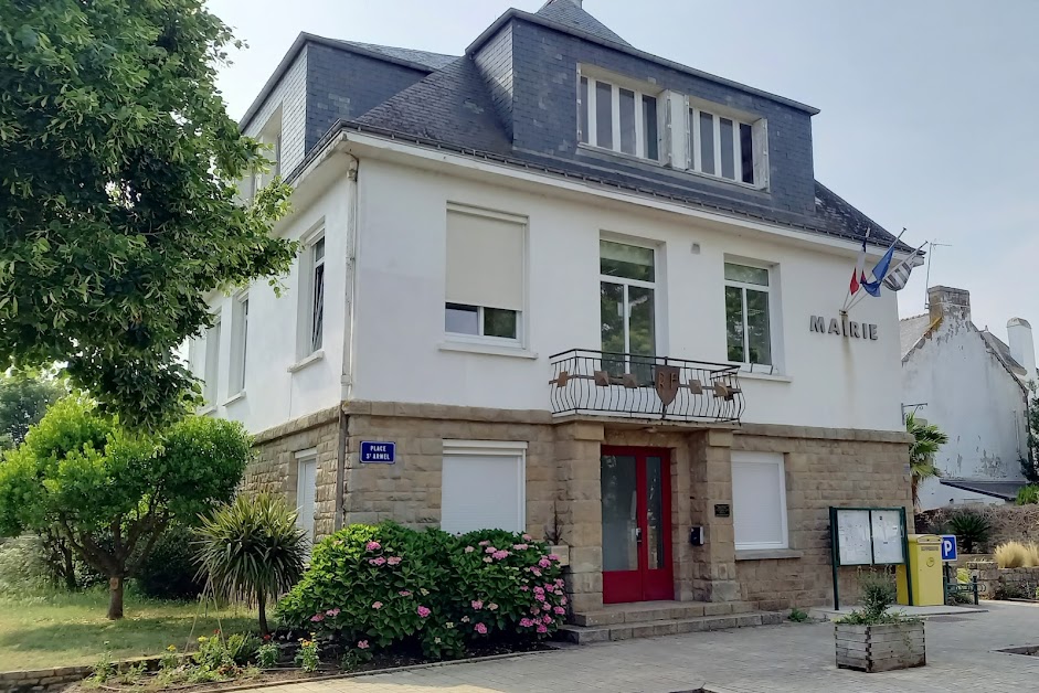 La Banque Postale à Plouharnel (Morbihan 56)