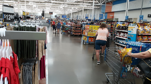 Department Store «Walmart Supercenter», reviews and photos, 762 Outlet Collection Way, Auburn, WA 98001, USA