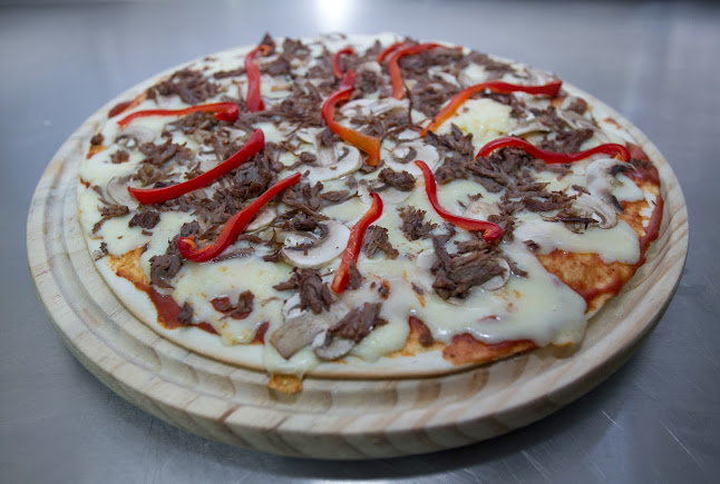De Mi Tierra Pizzas - Pizzeria