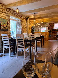 Atmosphère du Restaurant Le Ptit Resto à Concarneau - n°11