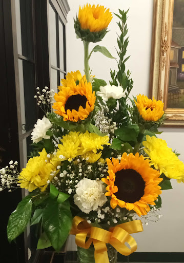 Florist «Rialto Florist», reviews and photos, 114 S Riverside Ave, Rialto, CA 92376, USA