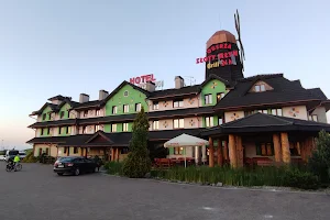 Hotel Pol image