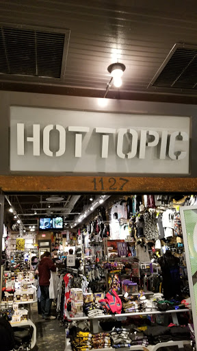 Shopping Mall «Kenwood Towne Centre», reviews and photos, 7875 Montgomery Rd, Cincinnati, OH 45236, USA