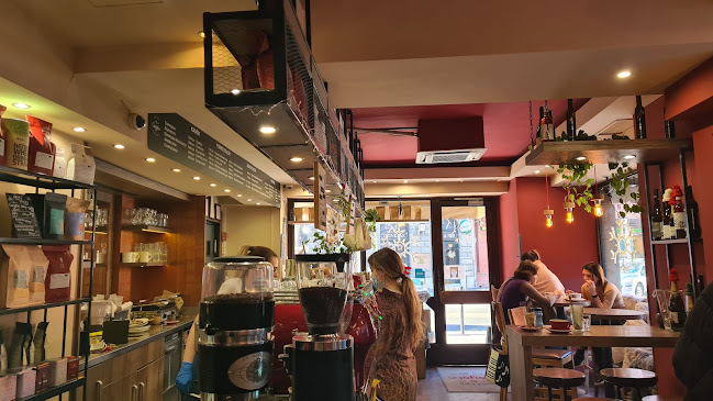 Értékelések erről a helyről: Coyote Coffee & Deli, Budapest - Kávézó