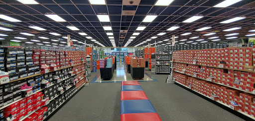Shoe Store «Shoe Carnival», reviews and photos, 2500 W International Speedway Blvd, Daytona Beach, FL 32114, USA