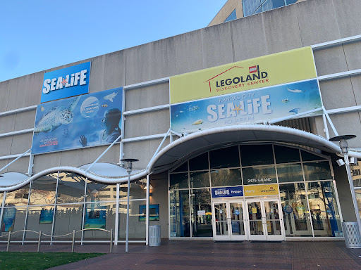 Shopping Mall «Crown Center», reviews and photos, 2450 Grand Blvd, Kansas City, MO 64108, USA