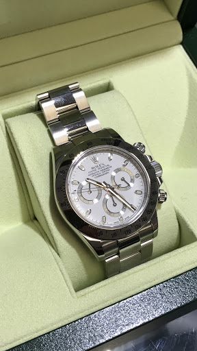 Coin Dealer «Collectors Coins & Jewelry Massapequa Park», reviews and photos, 400 Sunrise Hwy, Massapequa Park, NY 11762, USA