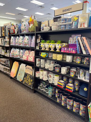 Book Store «Books-A-Million», reviews and photos, 2605 W Osceola Pkwy, Kissimmee, FL 34741, USA